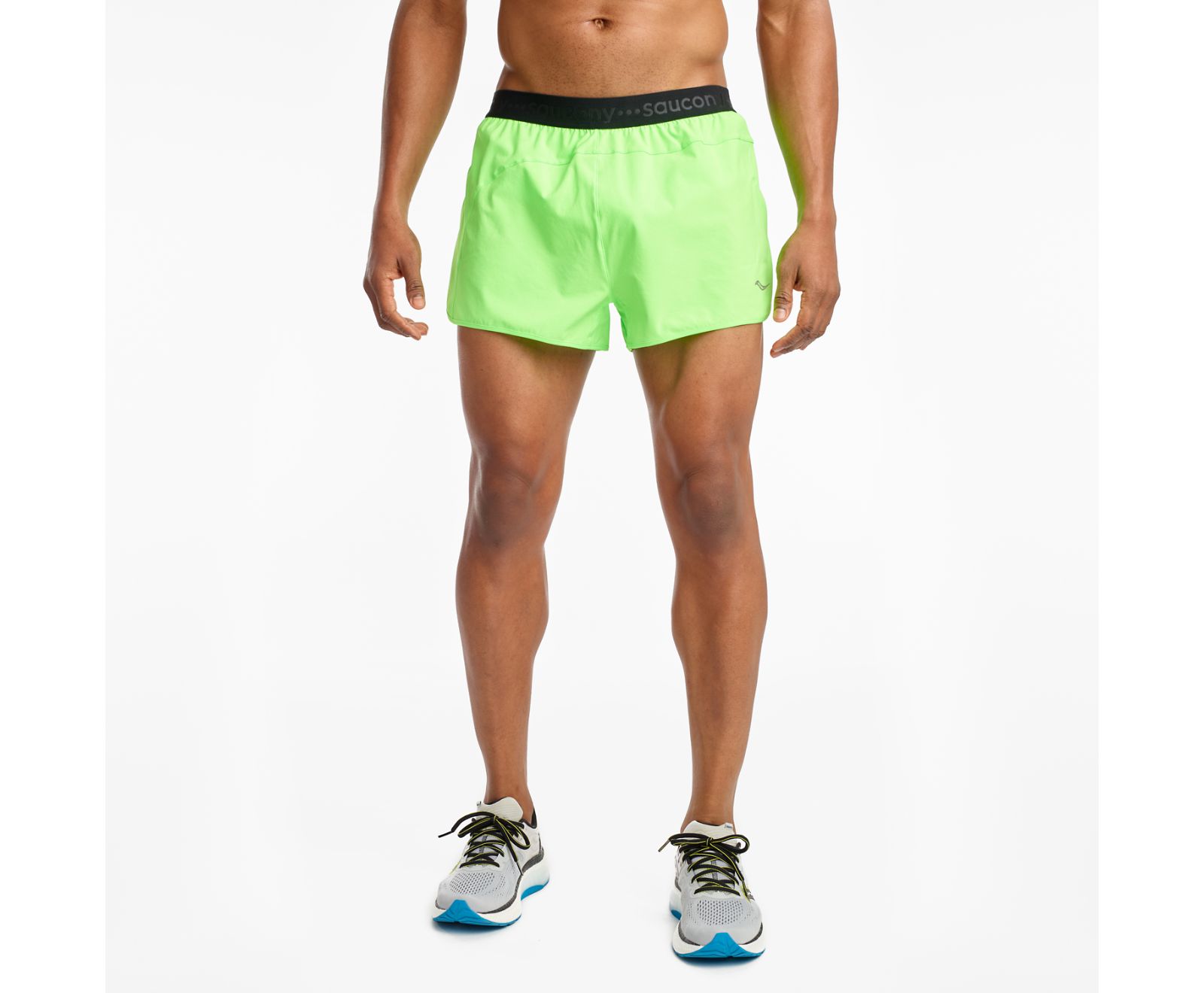 Men's Saucony Outpace 2.5" Split Shorts Light Green | Singapore 645XYUF